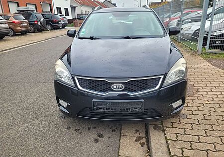 Kia Cee'd Ceed / 1,6