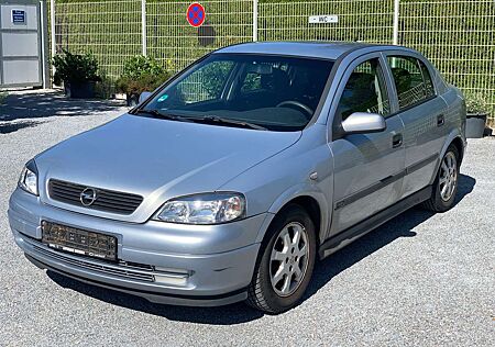 Opel Astra 1.6 Selection/AHK/ALU/KLIMA/EL.FH/TÜV