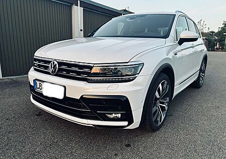 VW Tiguan Volkswagen R-Line 2.0 TSI 4MOTION