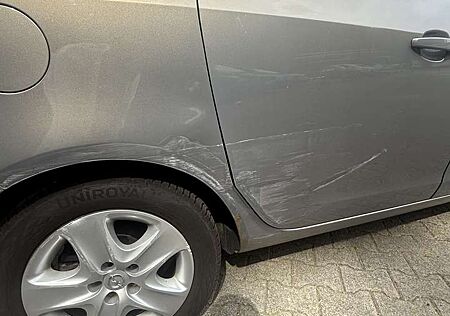 Opel Meriva Design Edition