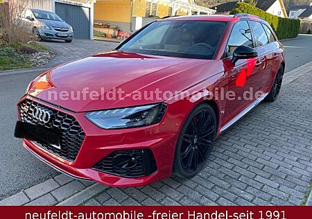 Audi RS4 Avant quattro KERAMIK MATRIX 280km/h PANO