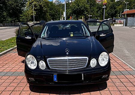 Mercedes-Benz E 200 Kompressor Automatik Avantgarde / Neu Tüv