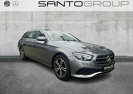 Mercedes-Benz E 200 T-Modell AVANTGARDE Exterieur/Navi/Autom.