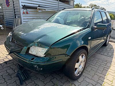Volkswagen Bora 1.6 Variant,Klimaatronik,Tüv:05/2027,1-Hand