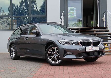 BMW 318 d Touring Sport Line Automatik Pano