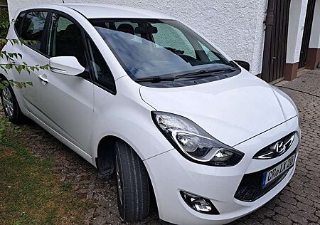 Hyundai ix20 1.6 CRDiComfort TÜV neu 8 fachbereift