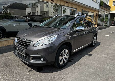Peugeot 2008 Allure*Panorama*SHZ*AHK*