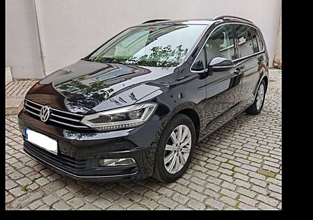 VW Touran Volkswagen 1.4 TSI (BlueMotion Technology) DSG Highlin