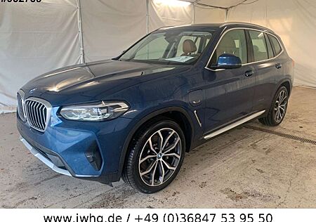 BMW X3 xDr 30 e Facelift LED Navi+ Pano 20" DAB Kam