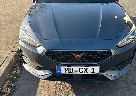 Cupra Leon 1.4 e-Hybrid VZ