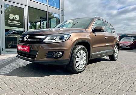 VW Tiguan Volkswagen Sport & Style 4Motion Navi Panor. PDC Kam