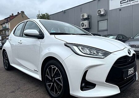Toyota Yaris 1.5 Hybrid Automatik *2.Hand/Virtual/LED*