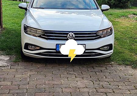 VW Passat Variant Volkswagen 2.0 TDI SCR DSG Business
