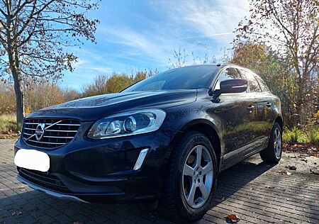 Volvo XC 60 XC60 XC60 D4 Summum | Panorama-Schiebedach | Navi |
