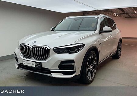 BMW X5 xDrive45e X-Line,Pano,AHK,DAProf,elKomfSi+Mem