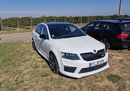 Skoda Octavia 2.0 TDI (Green tec) DSG RS