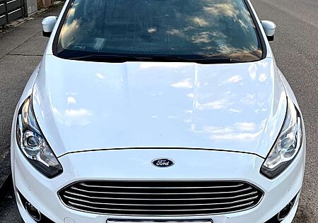 Ford S-Max 1.5 Eco Boost Start-Stopp Titanium
