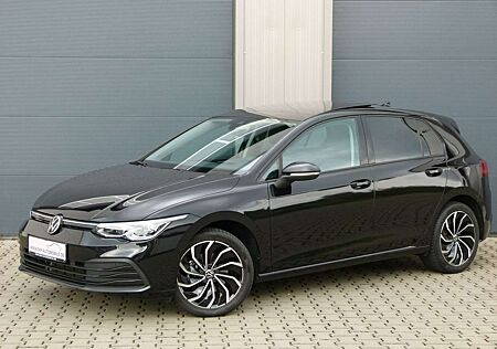 VW Golf Volkswagen 8 Life 2.0 TDI ACC Kamera Matrix AHK Panor