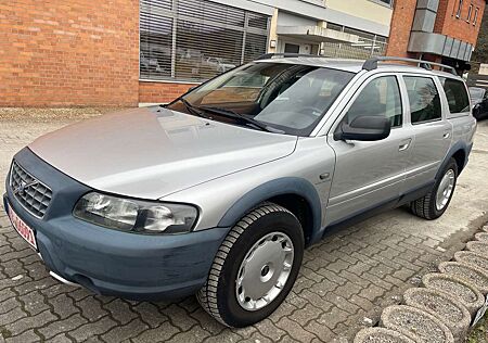 Volvo XC 70 XC70 D5 AWD Automatik Cross Country