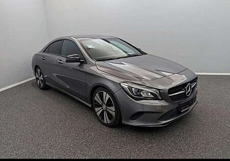 Mercedes-Benz CLA 200 Urban