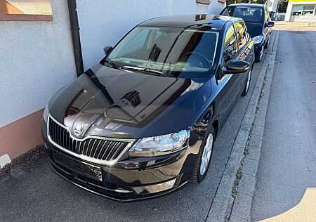 Skoda Rapid /Spaceback Spaceback 1.4 TSI DSG Emotion Plus
