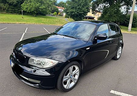 BMW 118 Top Gepflegt - Alufelgen - TÜV neu