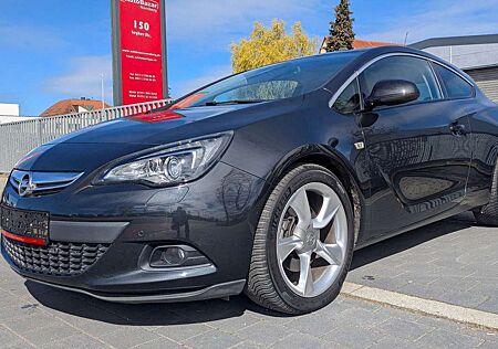 Opel Astra J GTC Innovation / T.leder / 140 PS / 19"
