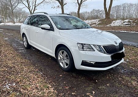 Skoda Octavia Combi 1.6 TDI DSG Ambition