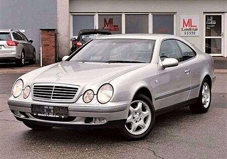 Mercedes-Benz CLK 320 (2. HAND/LEDER/PDC/SHZ/XENON)