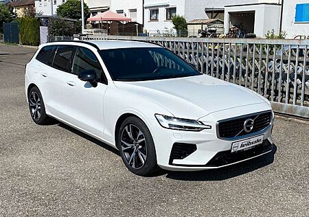 Volvo V60 T8 R-Design Plug-In Hybrid AWD