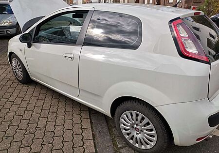 Fiat Punto Dynamic- Sport AT-Motor !