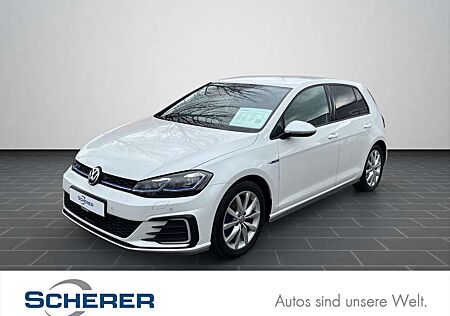VW Golf GTE Volkswagen GTE 1.4 TSI DSG Edition / Navi / LED / Clim