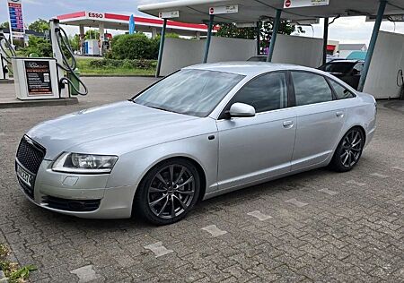 Audi A6 3.2 FSI quattro