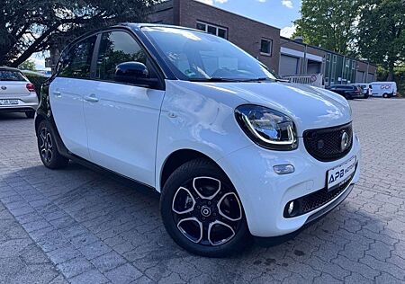 Smart ForFour PRIME EQ PANO NAVI 4xSHZ LENKRADHZG. ALU