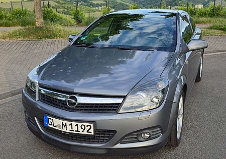 Opel Astra H GTC 1.6 Turbo - TÜV bis 03/27