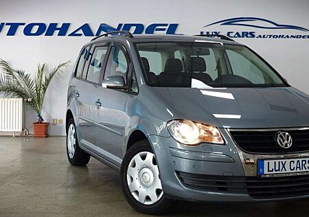 VW Touran Volkswagen Trendline (Automatik)