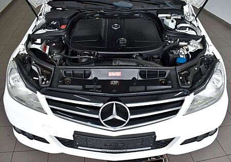 Mercedes-Benz C 180 T CDI DPF (BlueEFFICIENCY) Elegance