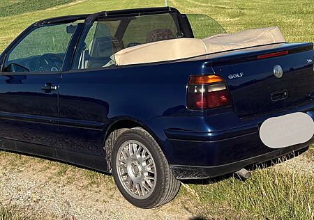 VW Golf Cabriolet Volkswagen 2.0
