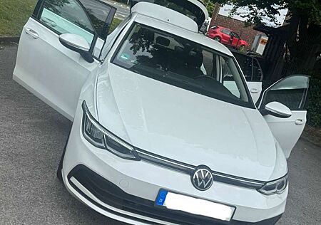 VW Golf Volkswagen 1.5 TSI OPFLife