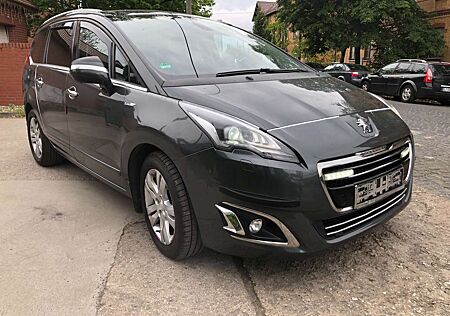 Peugeot 5008 Allure