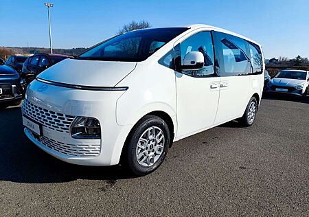 Hyundai Staria HEV 1.6 T-GDI A/T 2WD Shuttle-/Parkpak.
