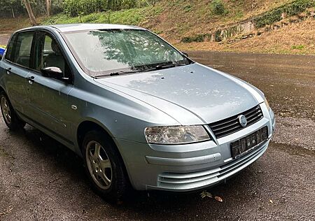 Fiat Stilo 1.4 16V 1.HAND+KLIMA+ALU+SERVO+Org.132.Tkm