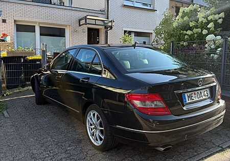 Mercedes-Benz C 200 CGI Automatik BlueEFFICIENCY