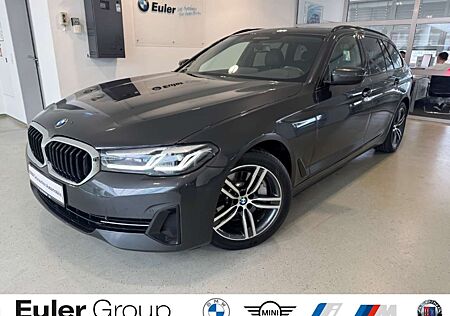 BMW 530 i xDrive Touring AHK Pano Navi LED HiFi Soundsyste