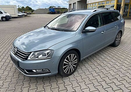 VW Passat Variant Volkswagen Highline Leder, Scheckheft, Xenon