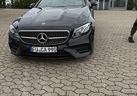 Mercedes-Benz E 300 Coupe 9G-TRONIC AMG Line
