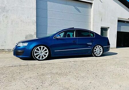 VW Passat Volkswagen V6 FSI 4Motion DSG R36