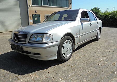 Mercedes-Benz C 180 Esprit