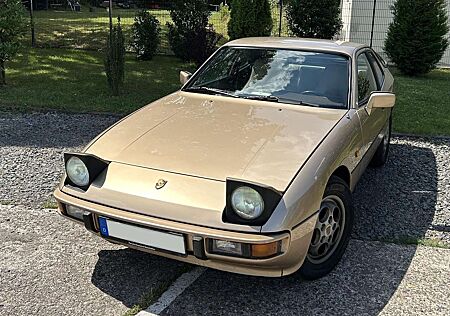 Porsche 924 S