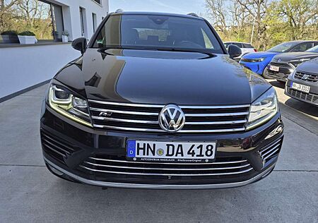 VW Touareg Volkswagen V8 R line TDI 4Motion Voll /TOP Zustand